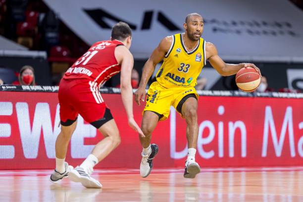 也让多特在 也让多特在